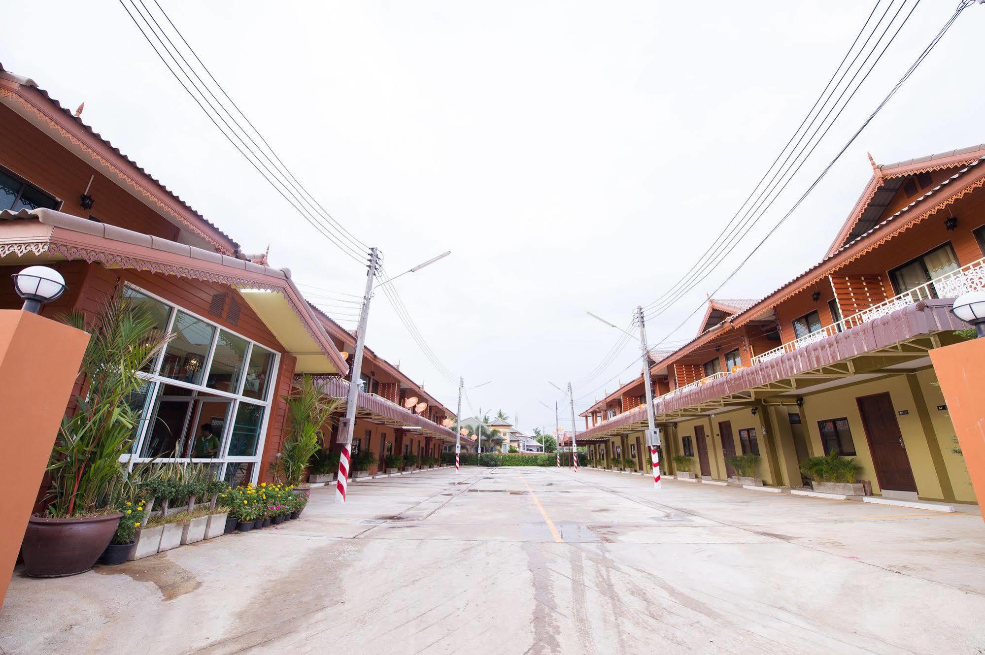 Sri Siam Resort Kancsanaburi Kültér fotó